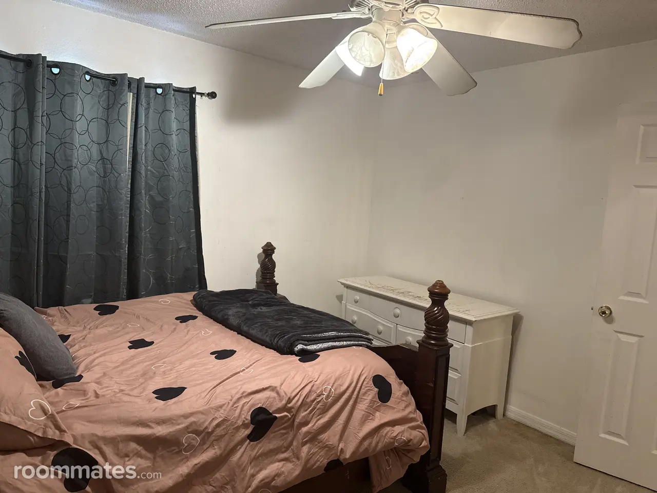 Profile photo 3 of 18