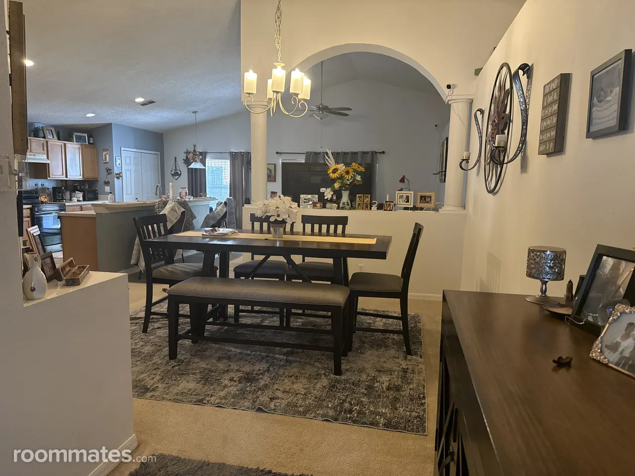 Profile photo 9 of 18