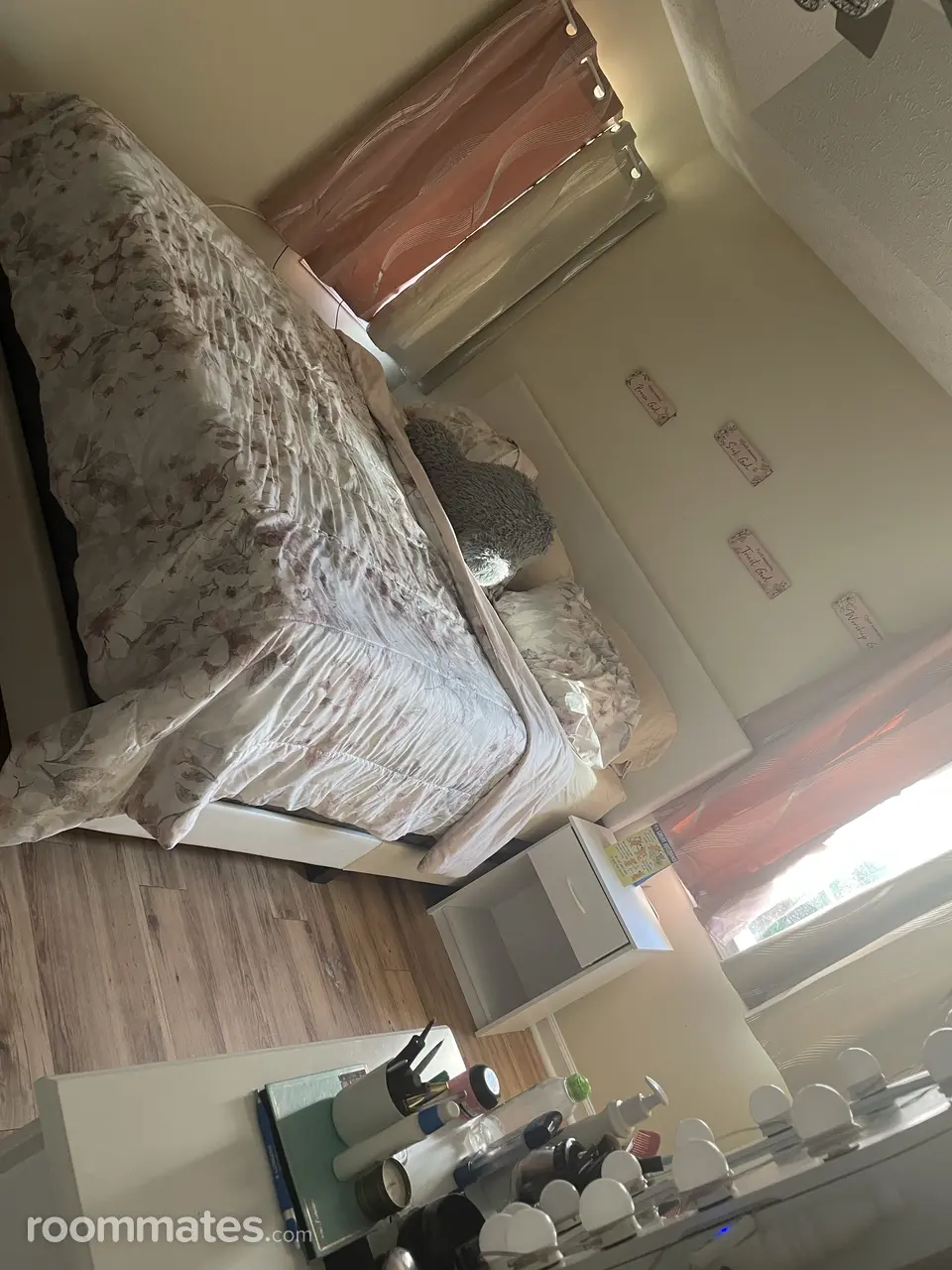 Profile photo 3 of 5