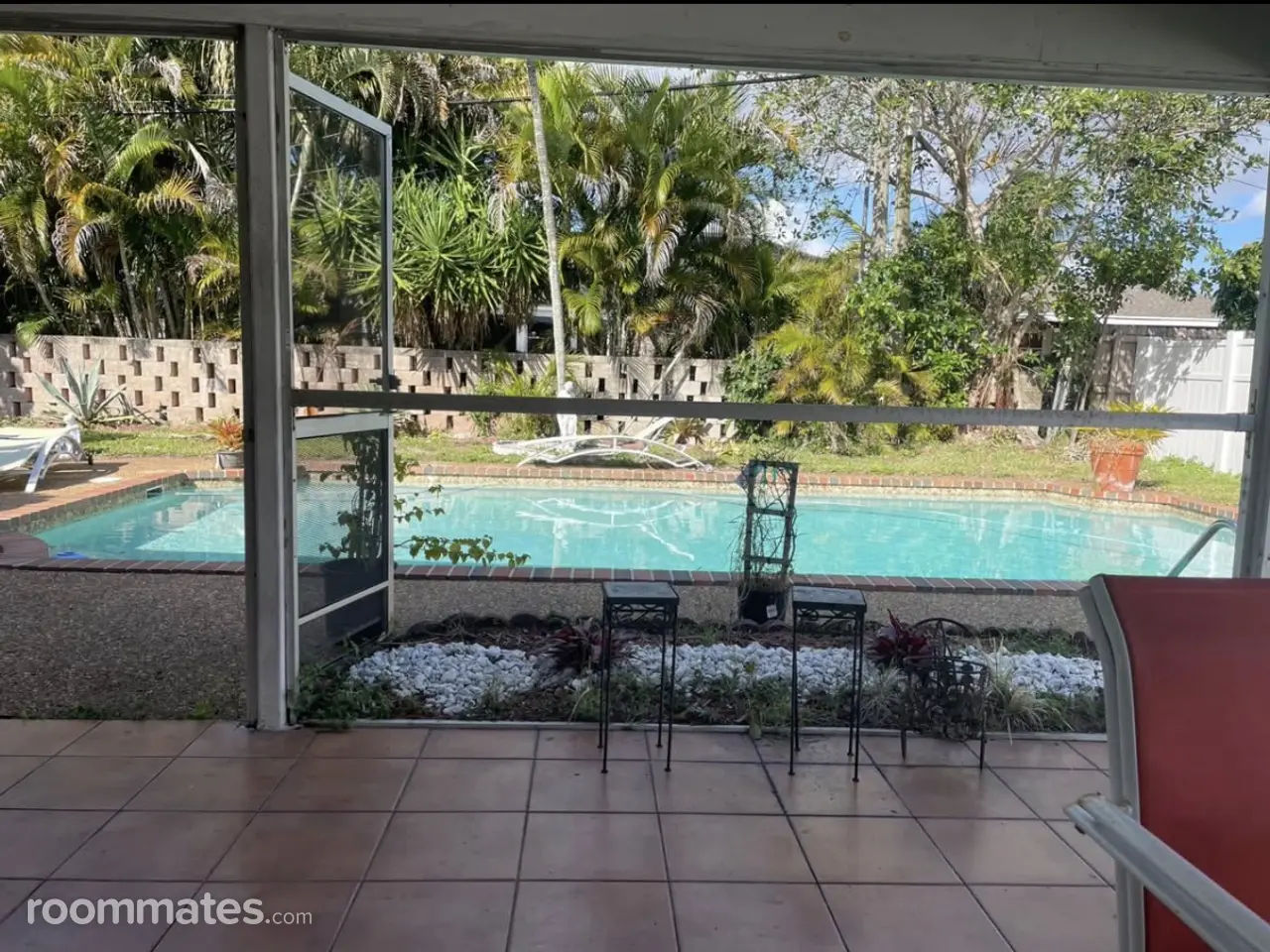 Profile photo 3 of 10