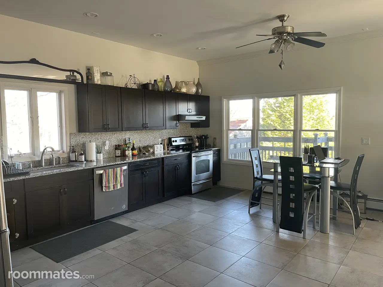 Profile photo 3 of 7