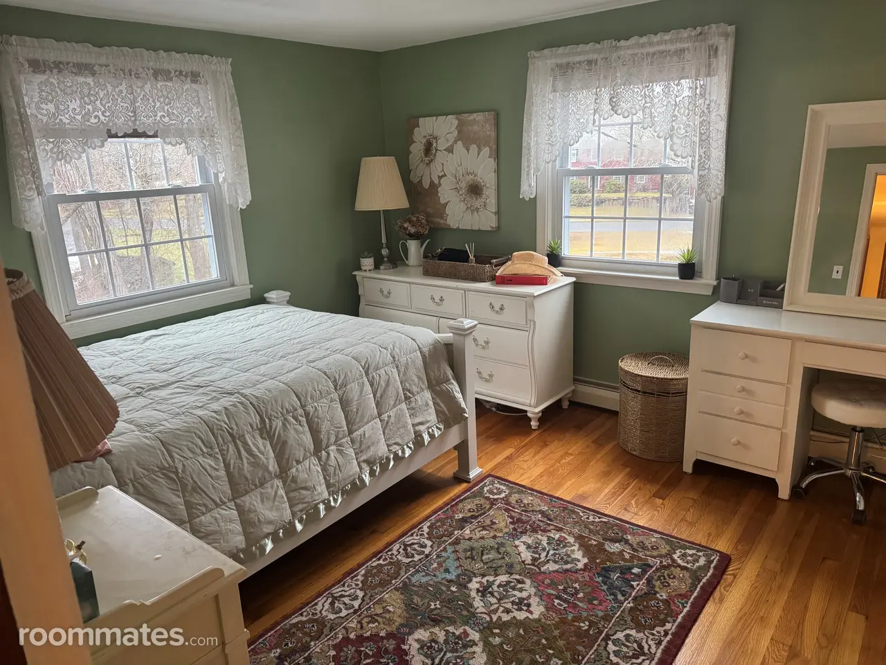 Profile photo 7 of 11