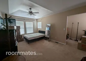 Room for rent in Broomfield, CO $0, house