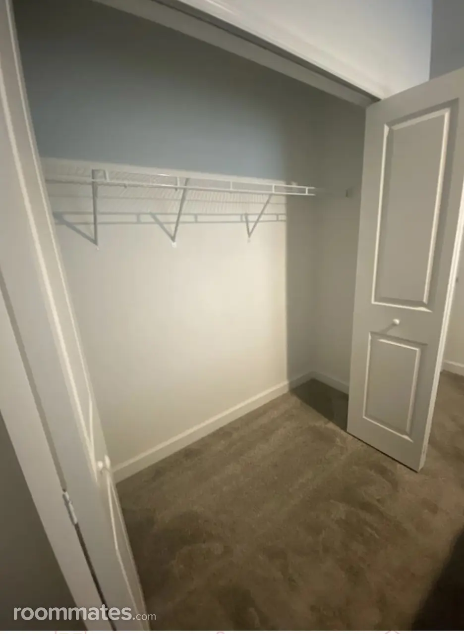 Profile photo 3 of 8