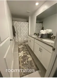 Room for rent in Orlando, FL $800, house