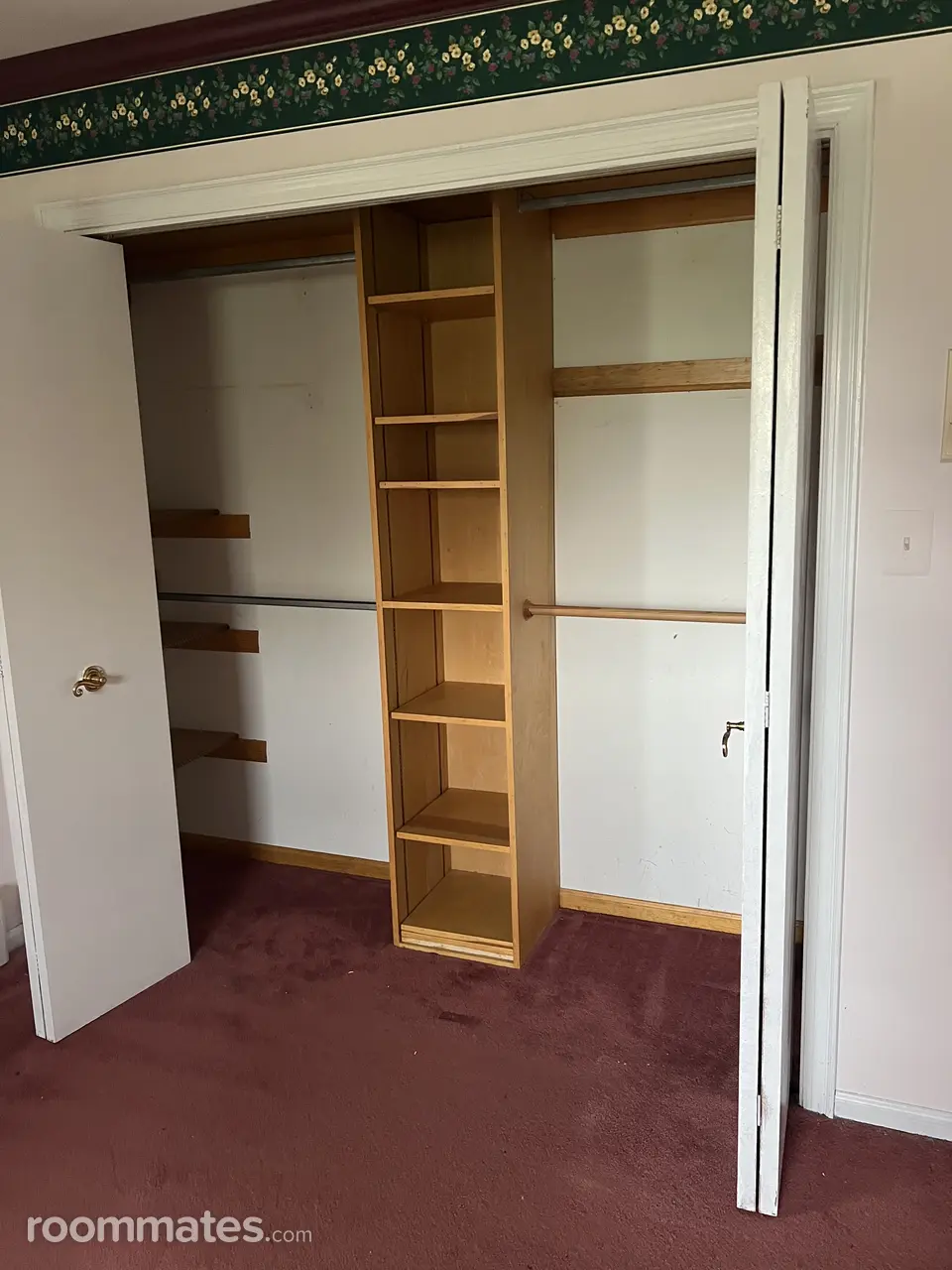 Profile photo 3 of 10