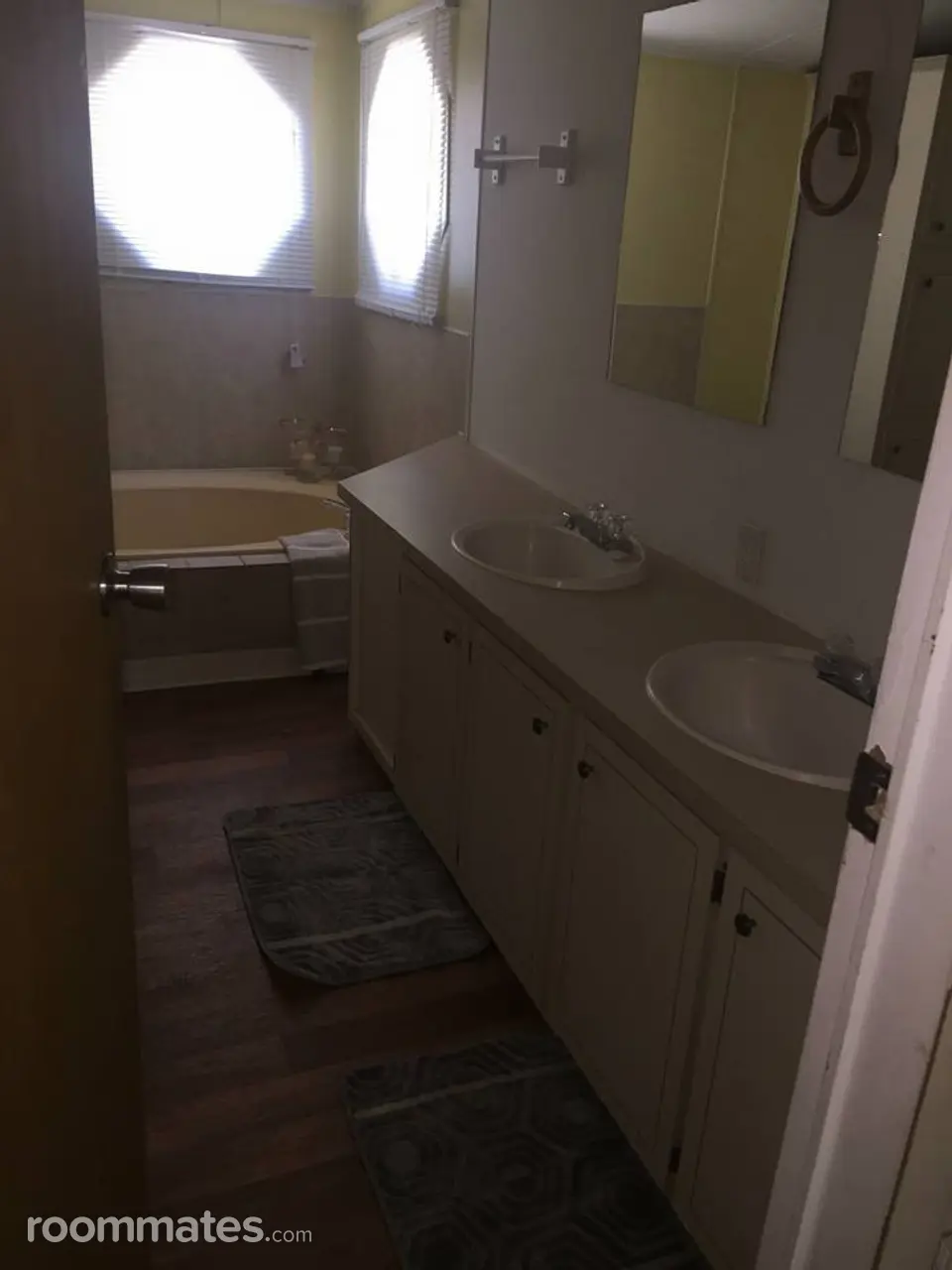 Profile photo 5 of 12