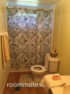 Room for rent in Reddick, FL $700, house