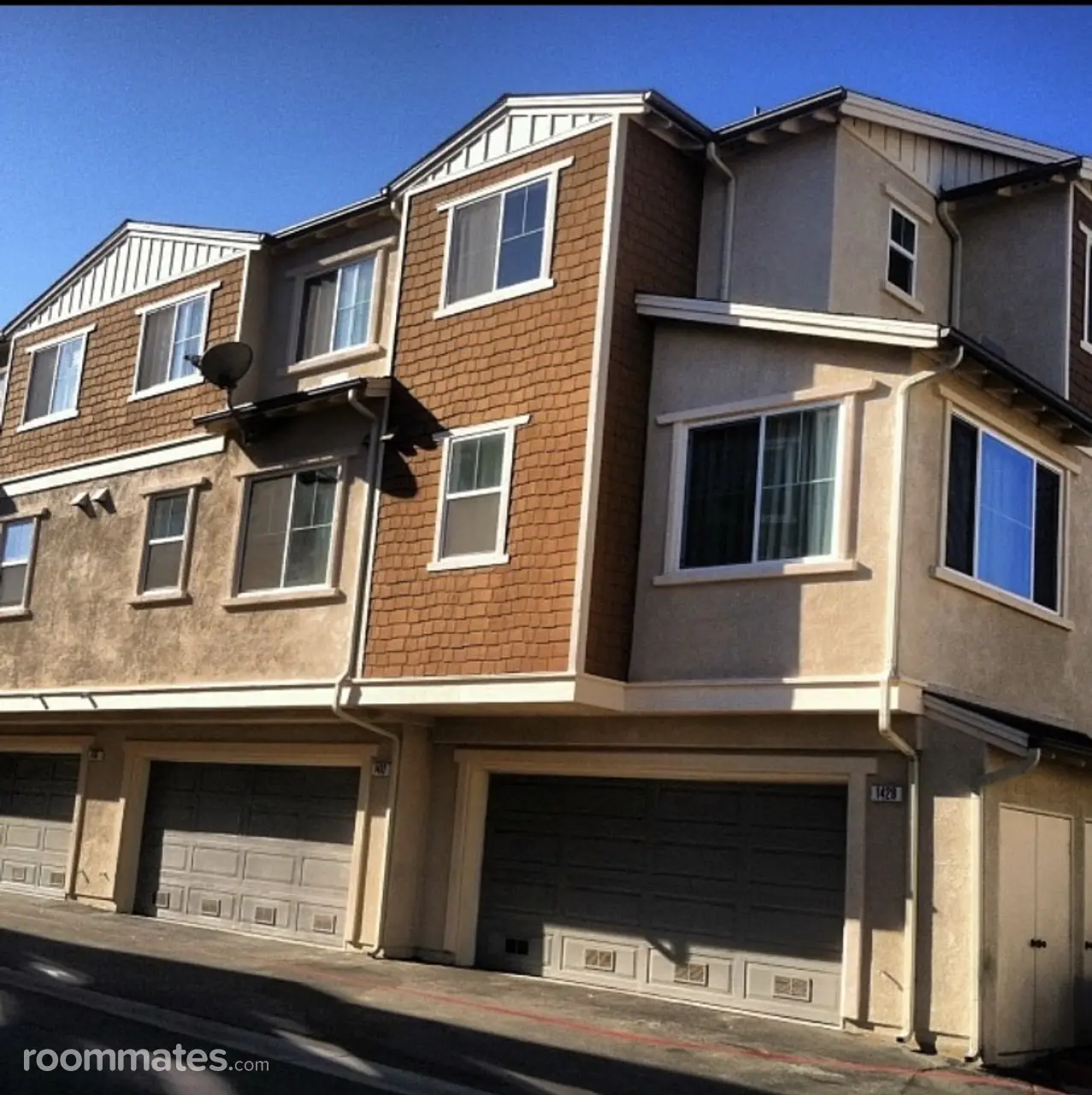 Profile photo 10 of 10