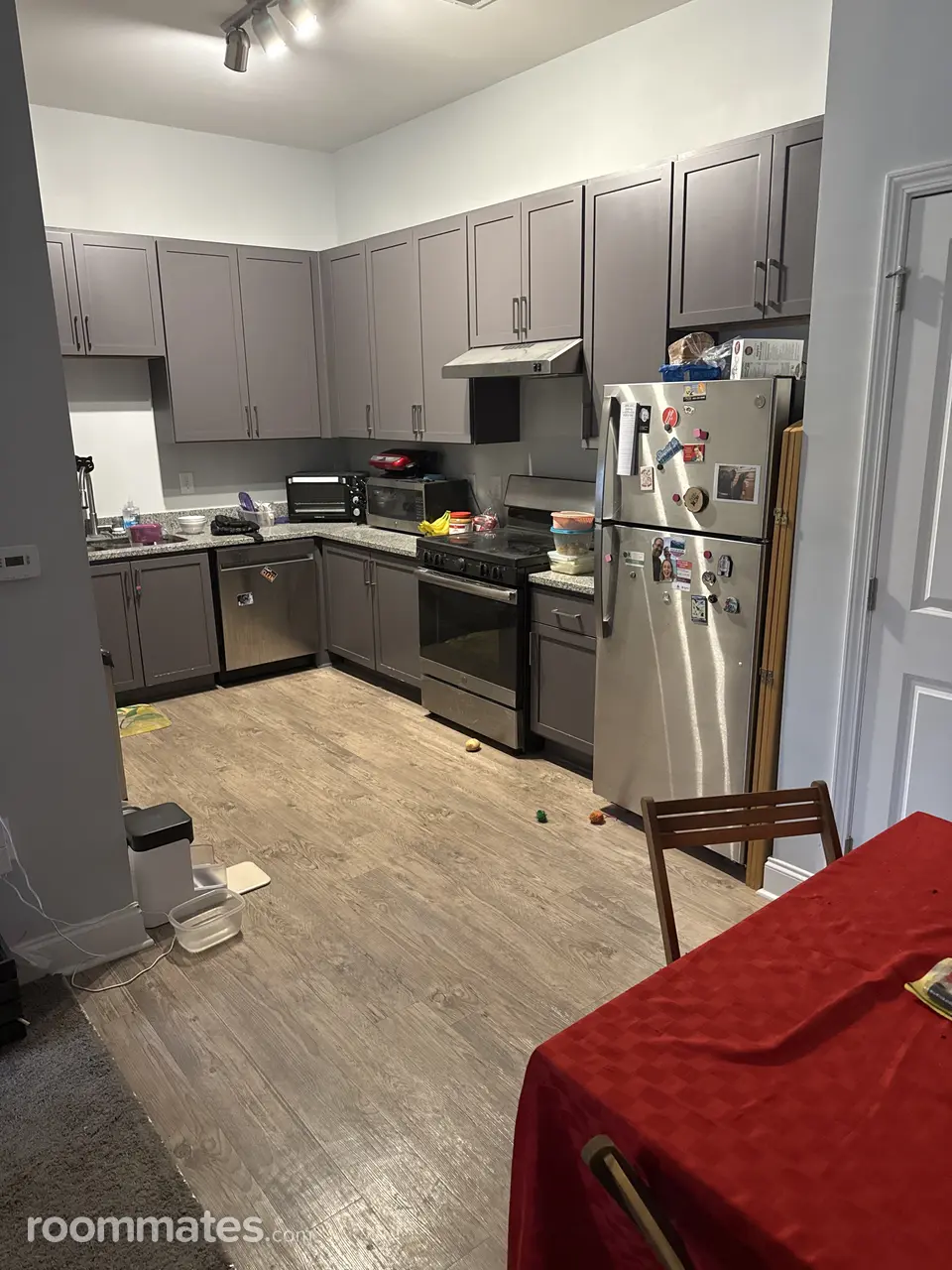 Profile photo 4 of 13