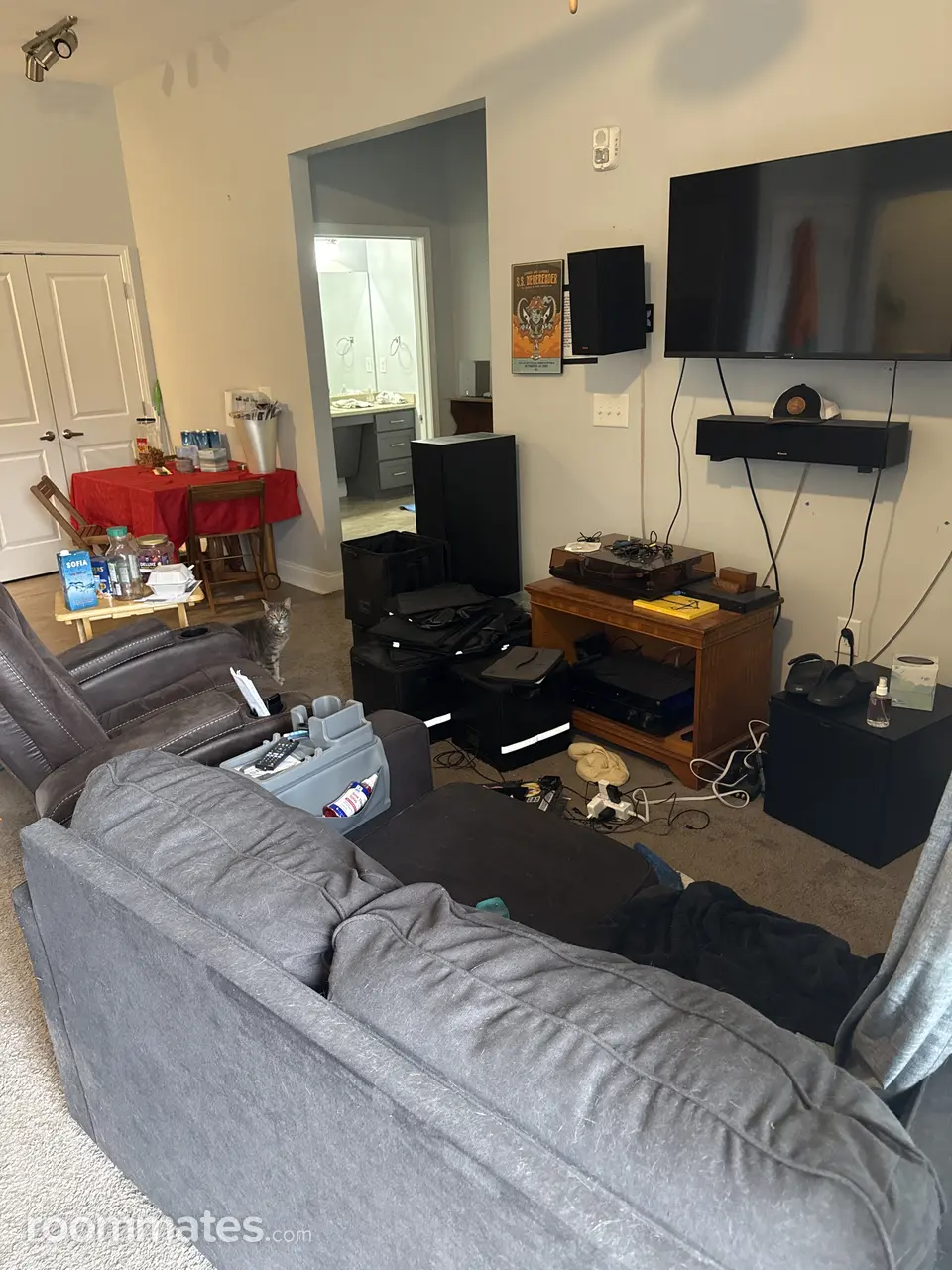 Profile photo 8 of 13