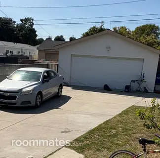Room for rent in Azusa, CA $850, house