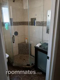 Room for rent in Azusa, CA $850, house