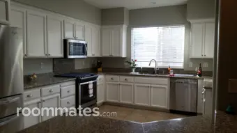 Room for rent in Sacramento, CA $1450, house