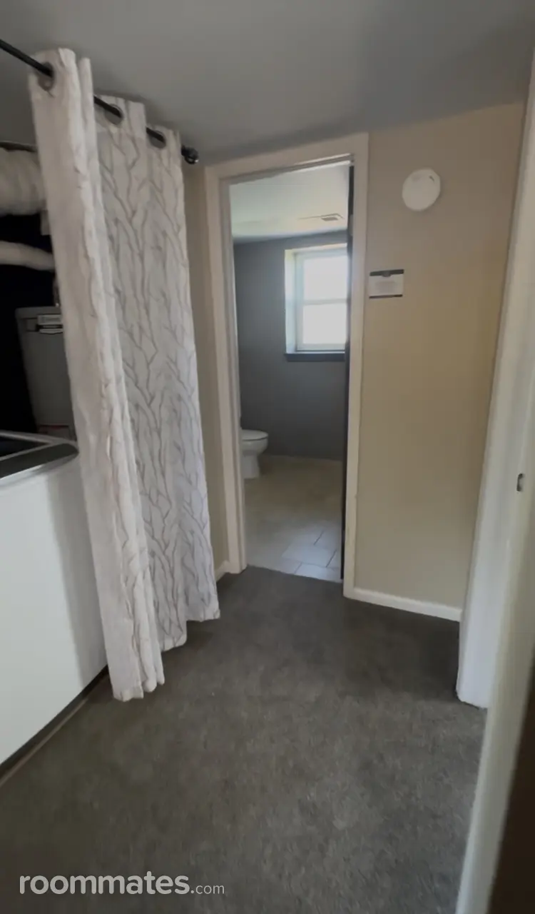 Profile photo 2 of 14