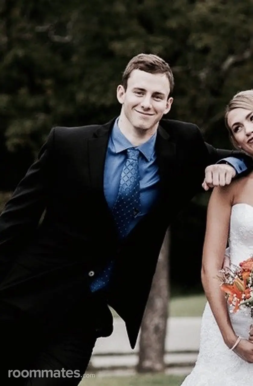 Profile photo 14 of 14