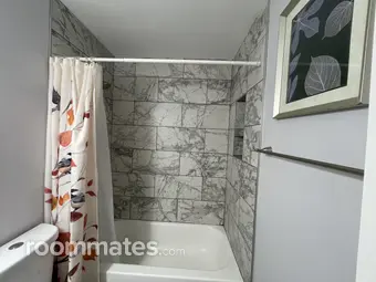 Room for rent in Roswell, GA $1200, other