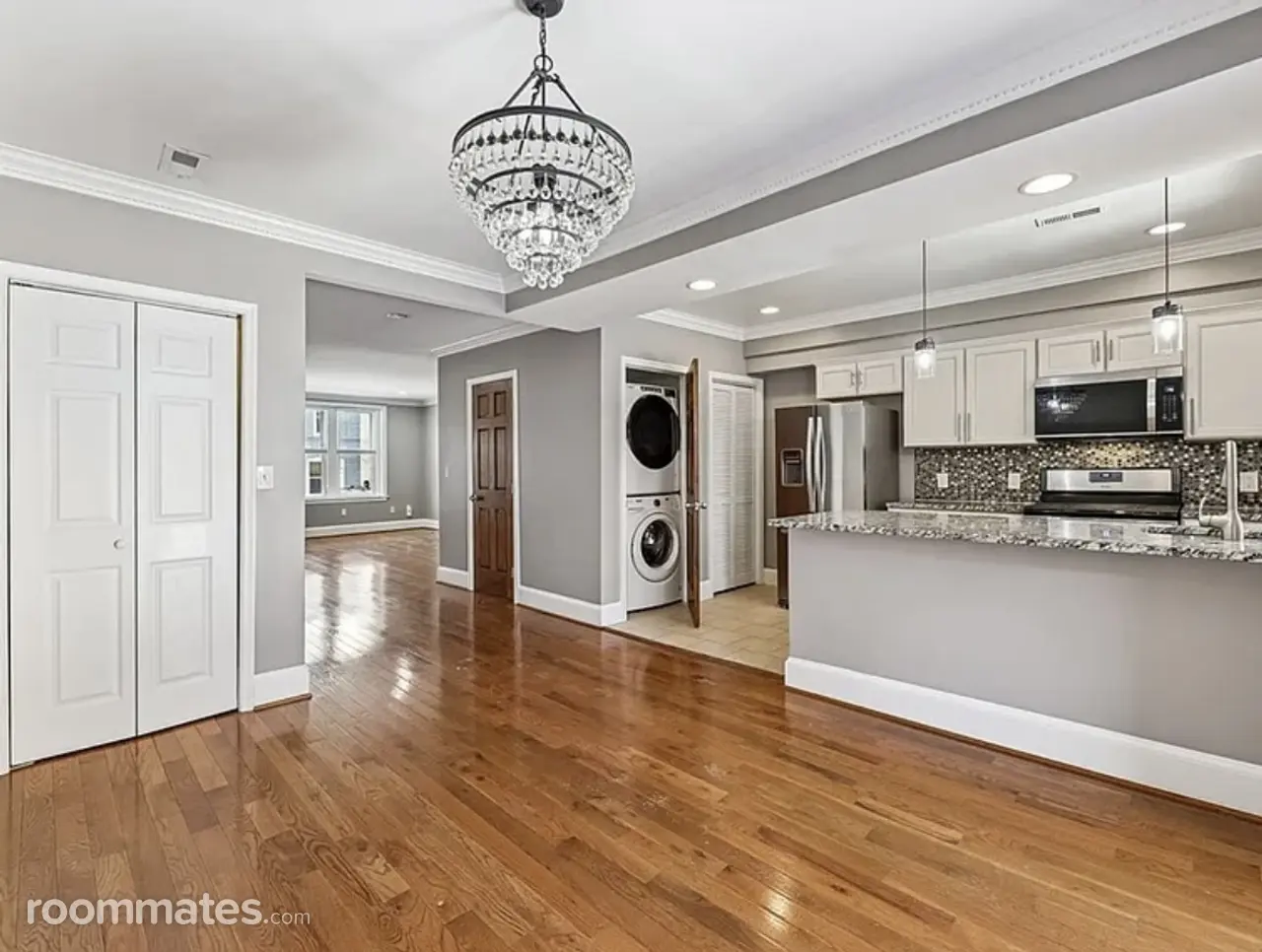 Profile photo 1 of 7