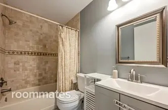 Room for rent in Woodbury, NJ $800, townhouse