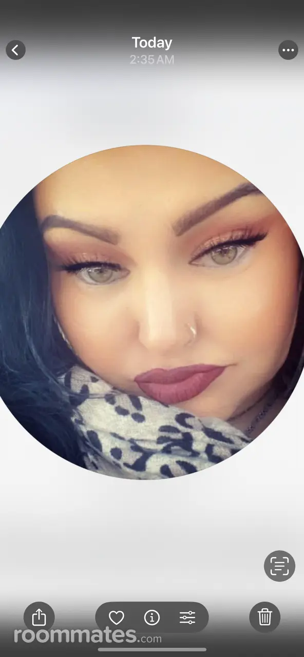 Profile photo 6 of 6