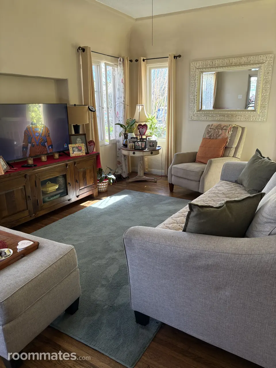 Profile photo 3 of 7