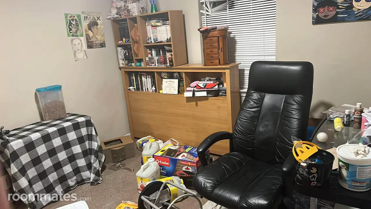 Profile photo 2 of 6