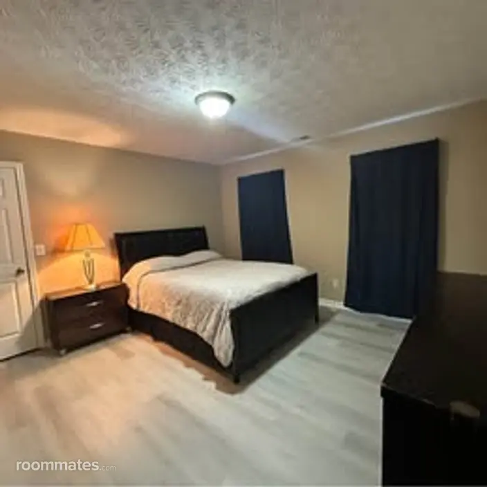 Room for rent in Lithonia, GA $1300, house