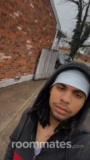 Roommate looking Louisville KY, $700