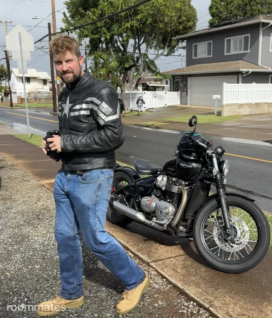 Profile photo 11 of 14