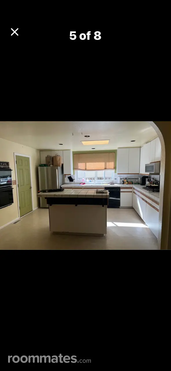 Profile photo 1 of 9