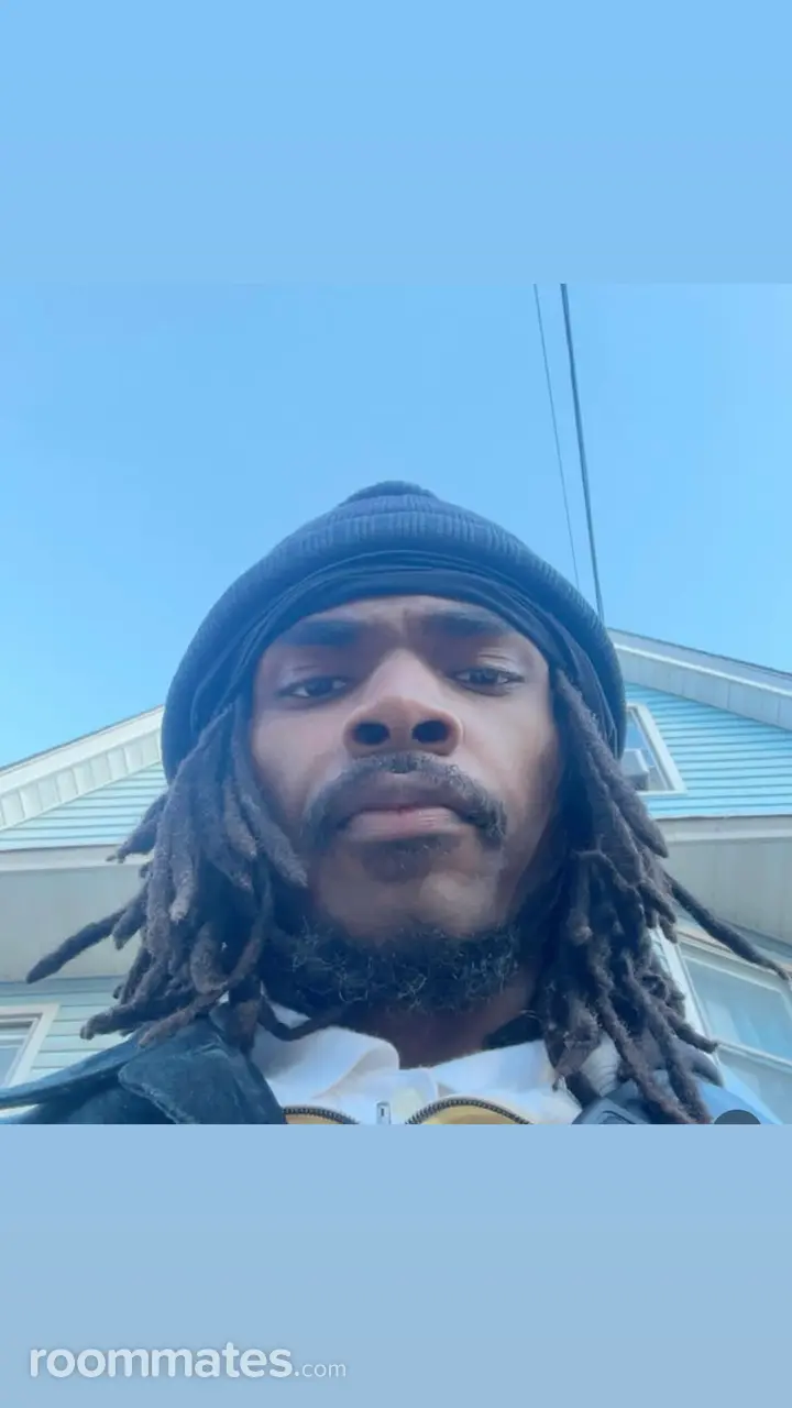 Profile photo 1 of 1