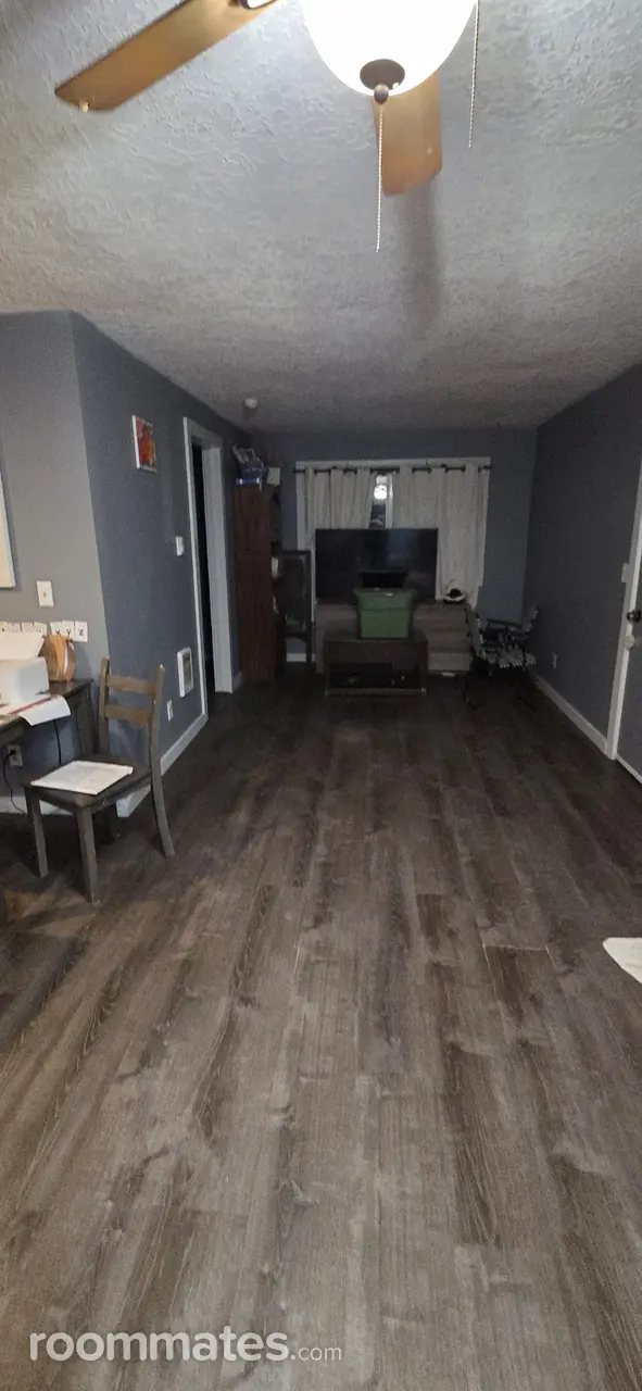 Profile photo 13 of 15