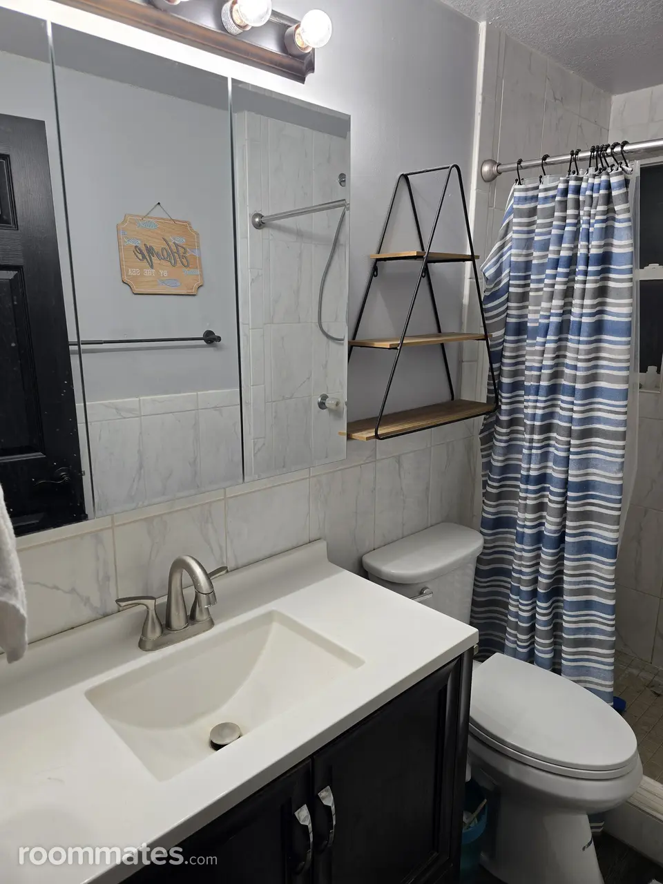 Profile photo 4 of 7