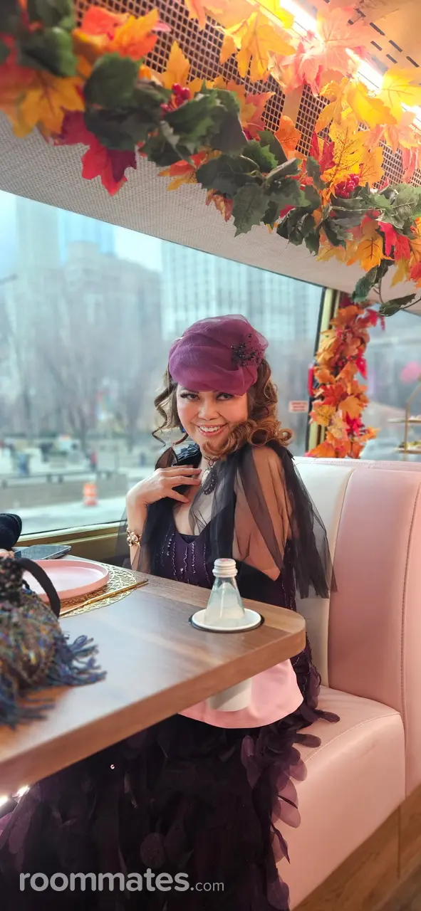 Profile photo 12 of 12