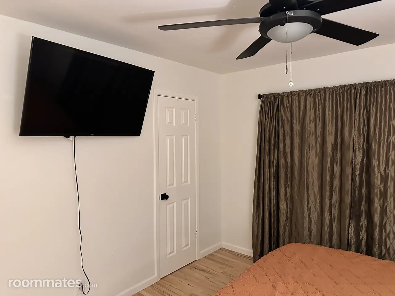 Profile photo 2 of 3