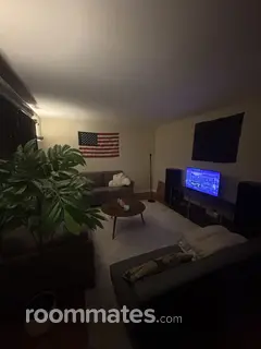 Room for rent in St. Charles, MO $900, house