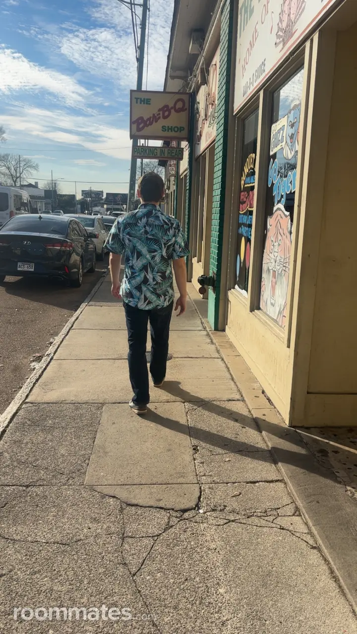 Profile photo 15 of 20