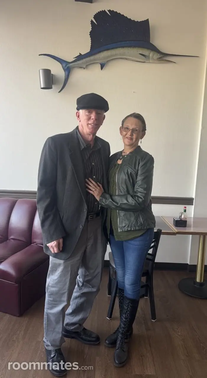 Profile photo 2 of 4