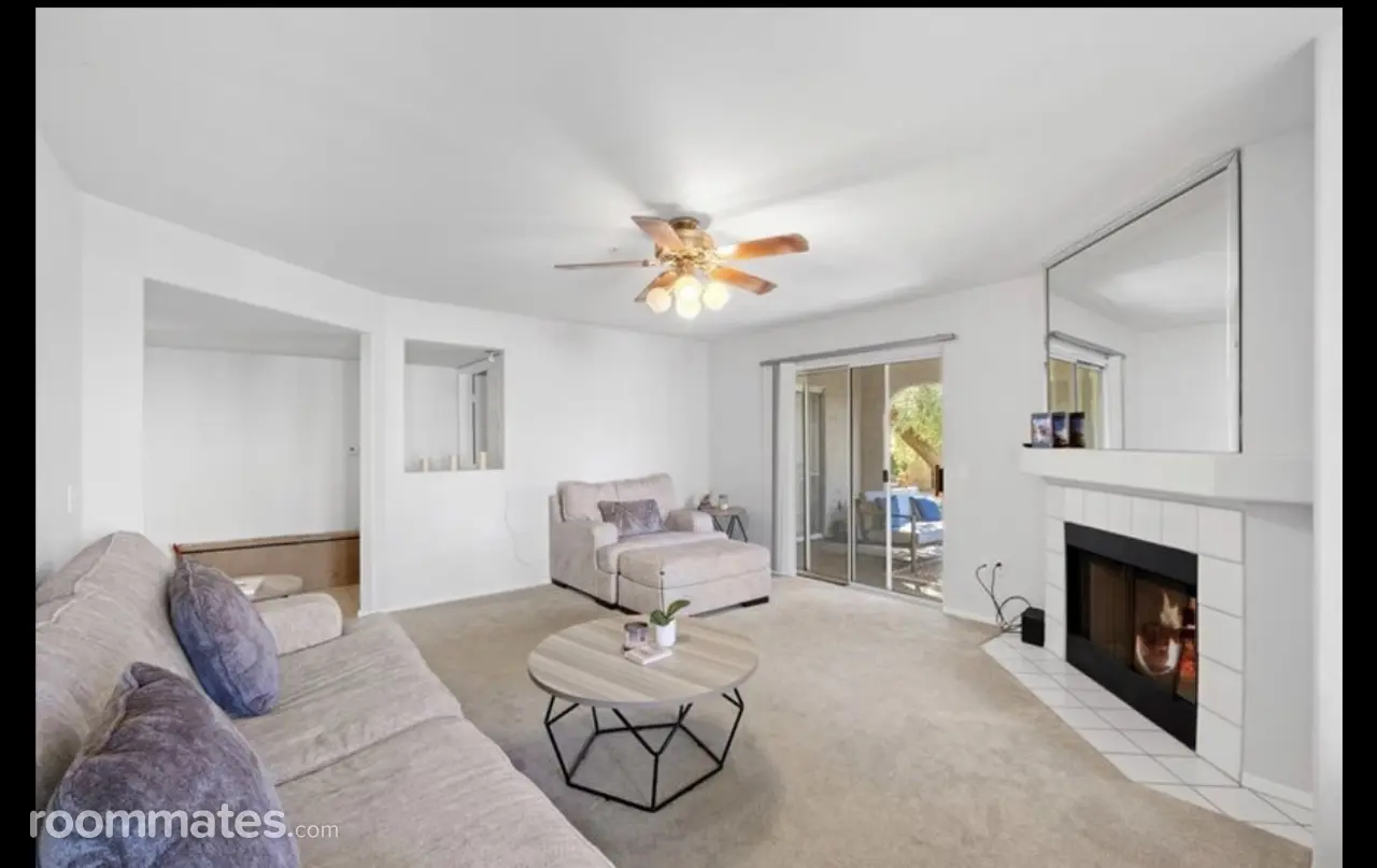 Profile photo 9 of 14