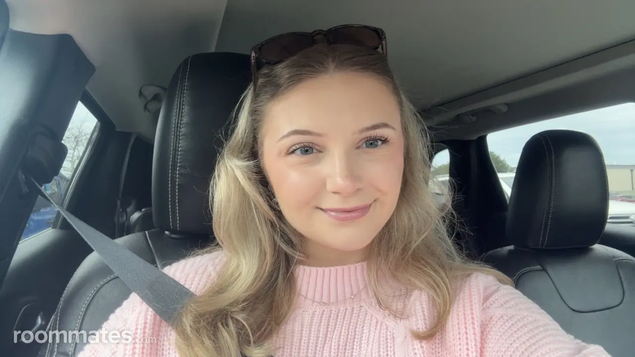 Profile photo 1 of 7