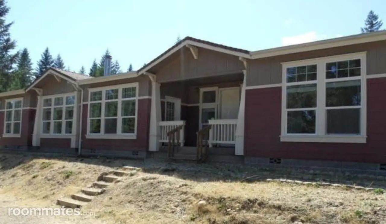 Profile photo 4 of 4