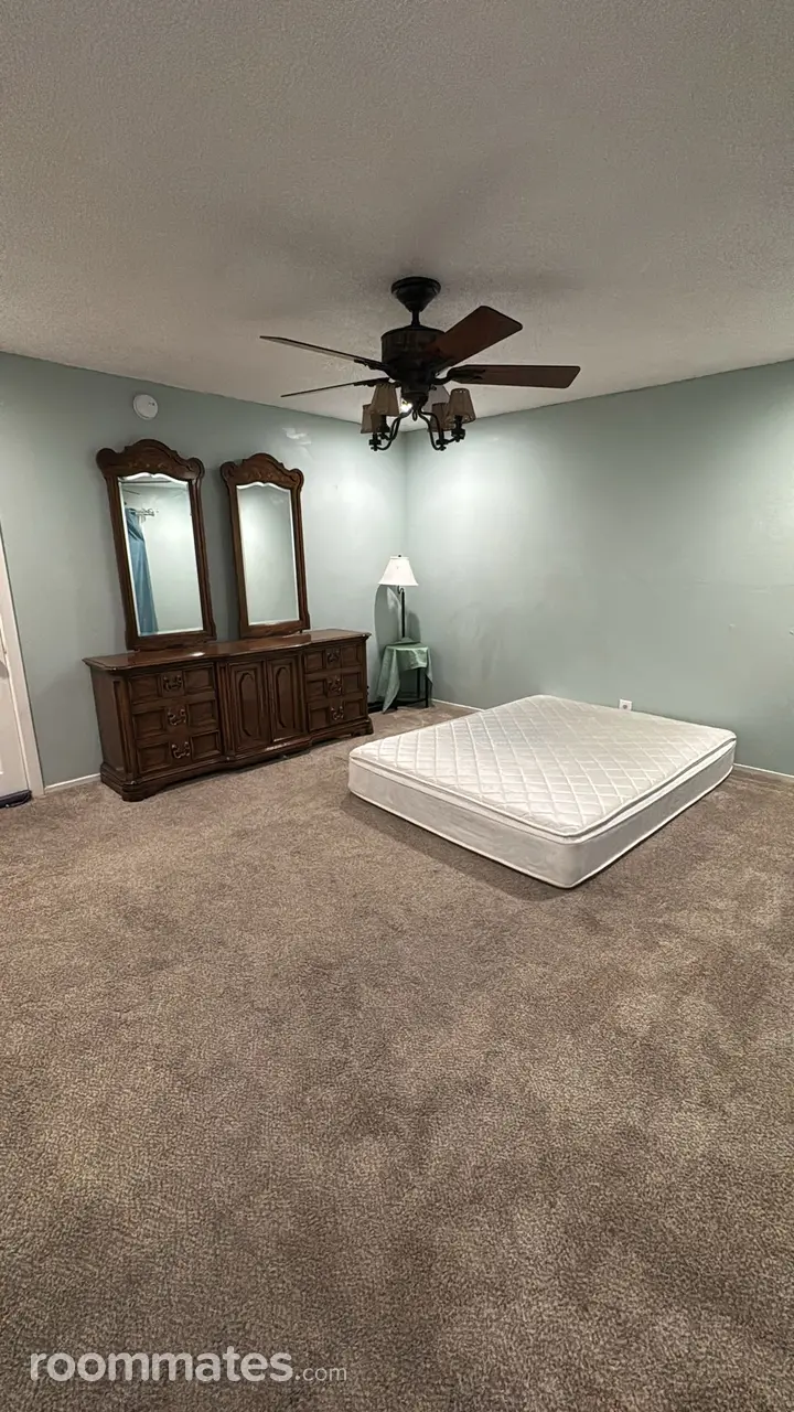 Profile photo 2 of 3