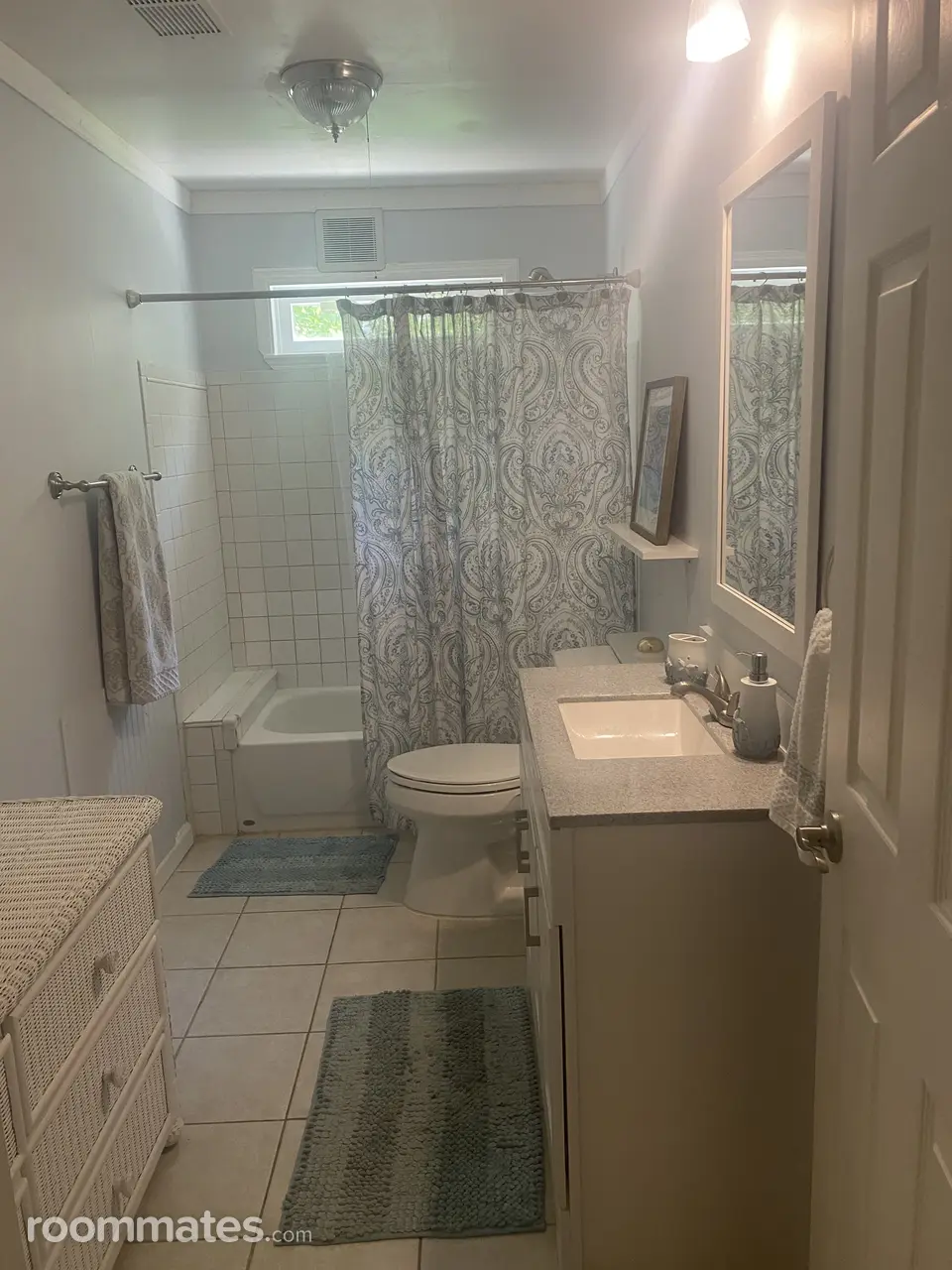 Profile photo 7 of 8