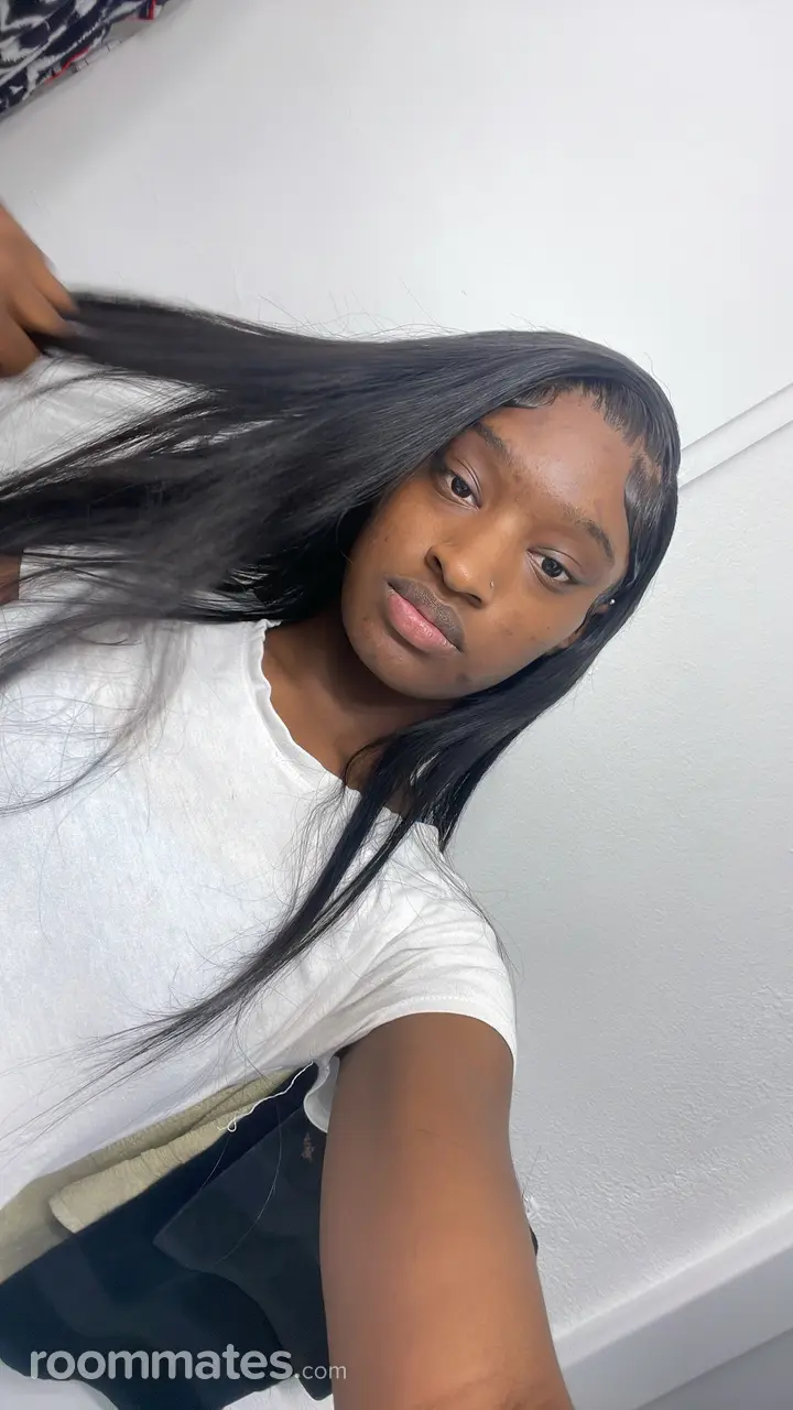 Profile photo 1 of 1