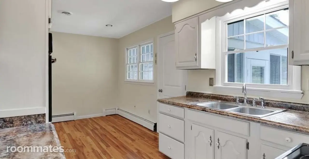 Profile photo 5 of 9