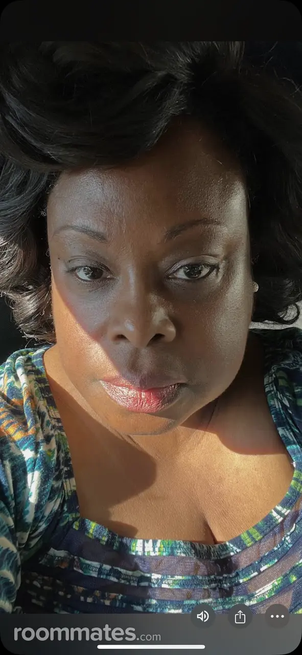 Profile photo 9 of 9