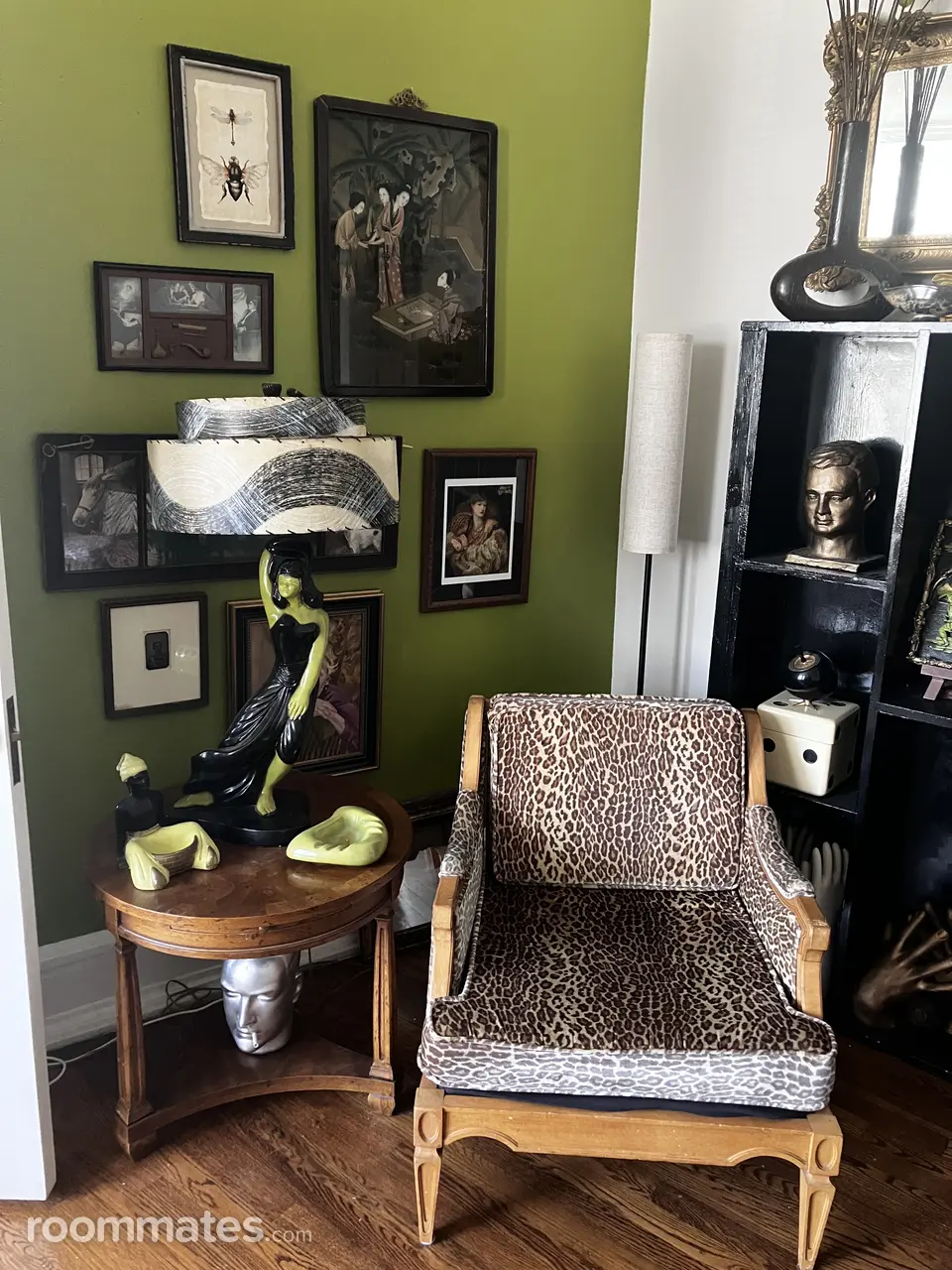 Profile photo 3 of 12