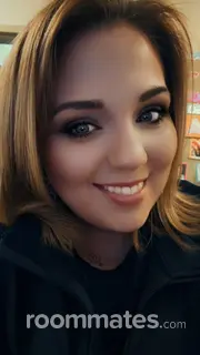 Roommate looking Omaha, NE, $700