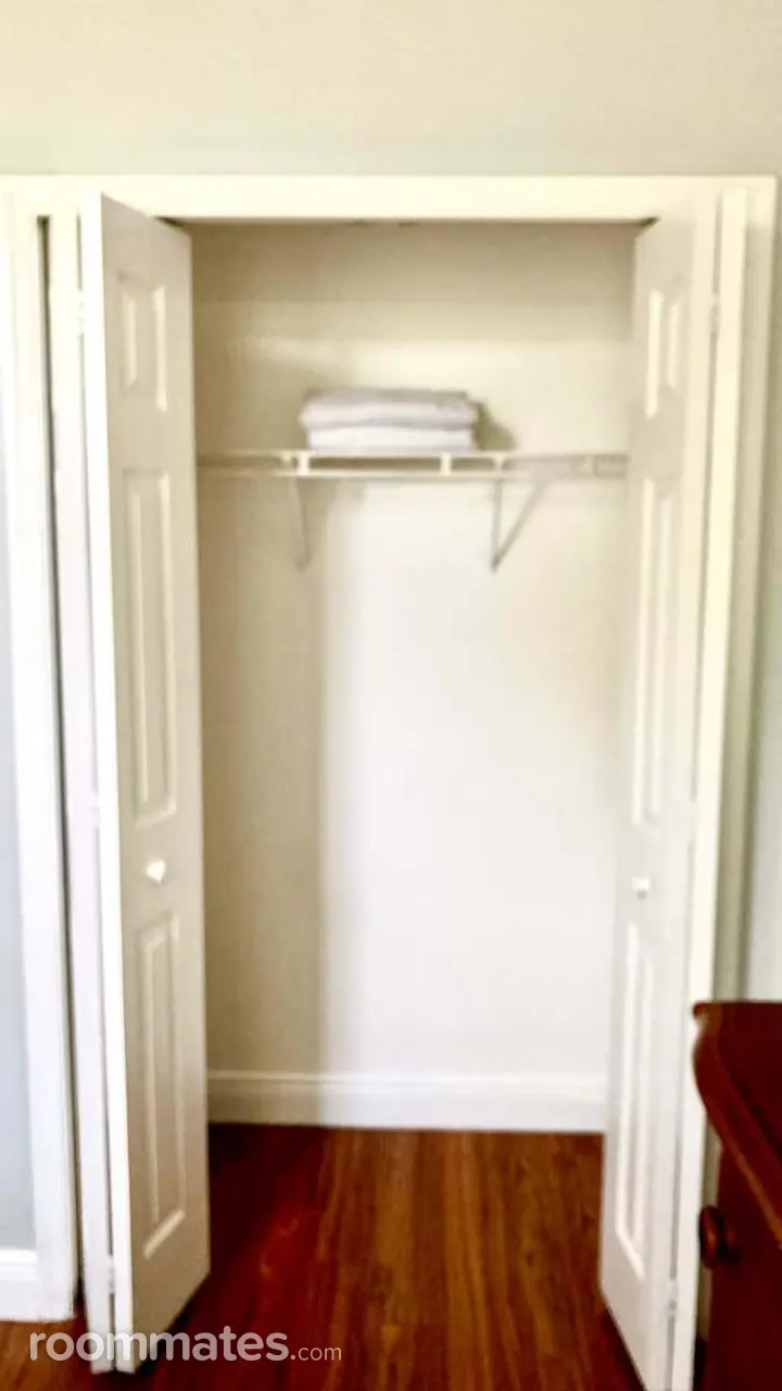 Profile photo 5 of 11