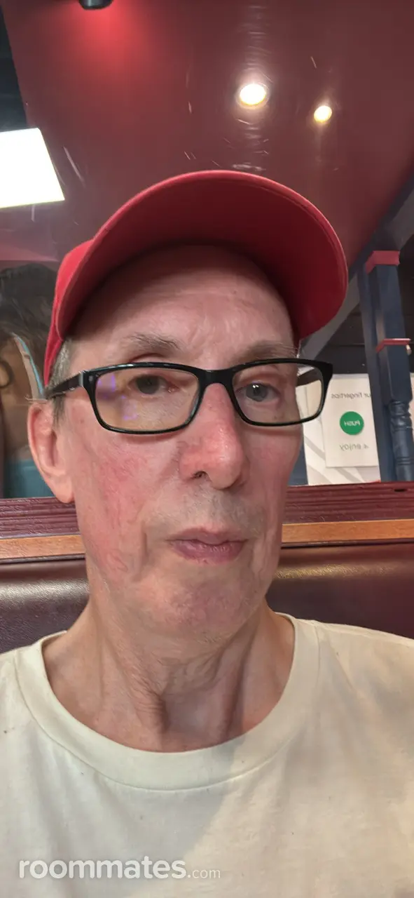 Profile photo 7 of 7